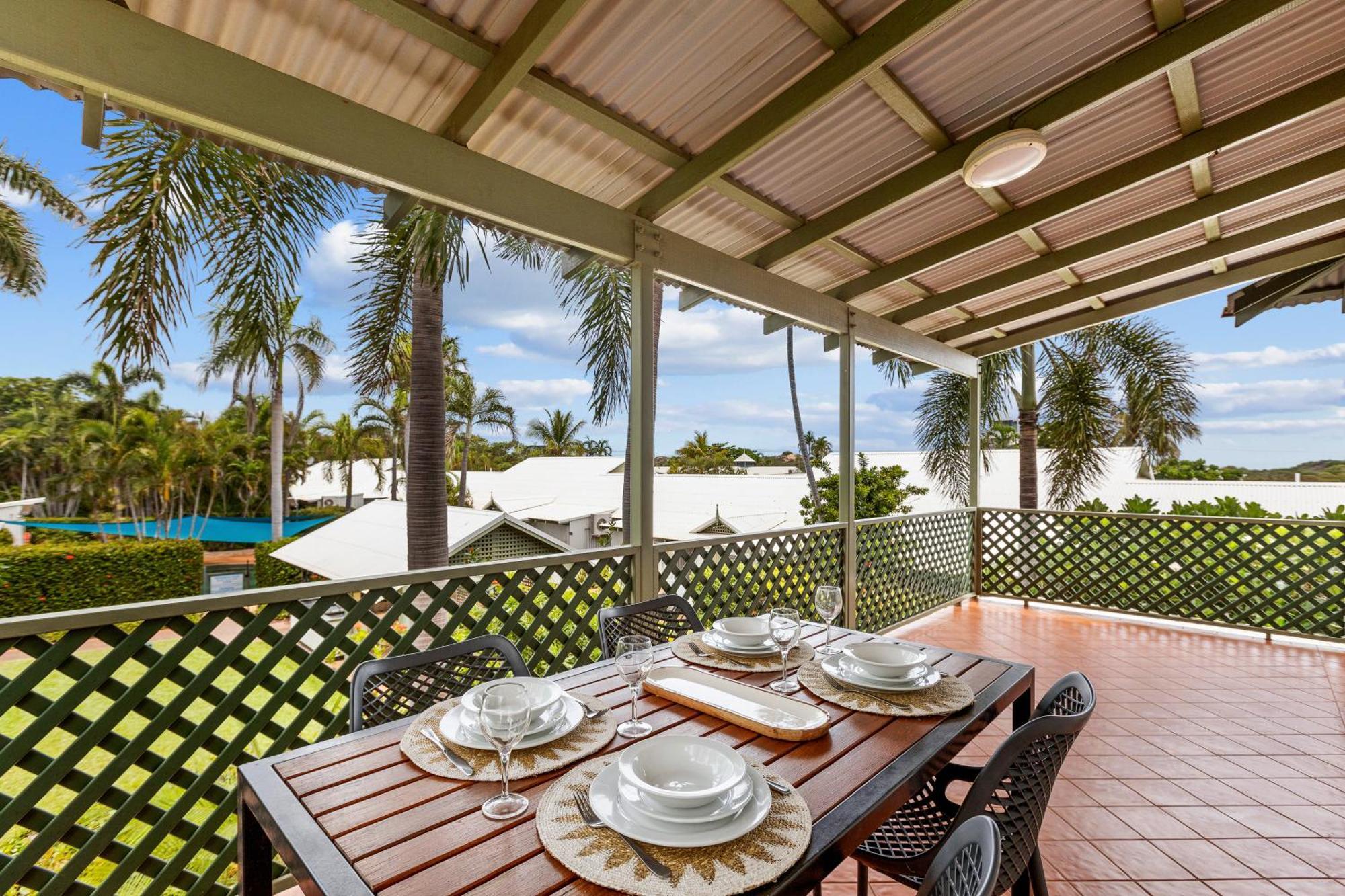 Cable Beachside Villas Брум Экстерьер фото
