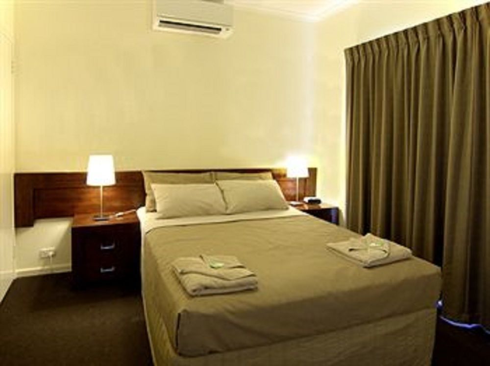 Cable Beachside Villas Брум Экстерьер фото
